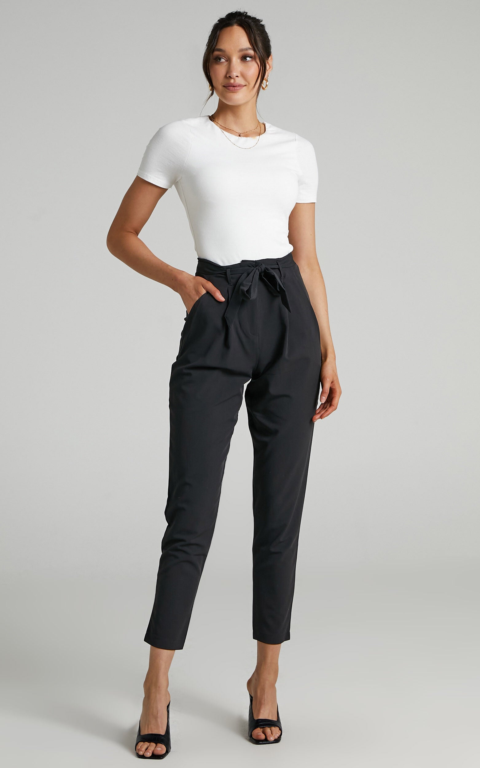 Alexie Tshirt - High Neckline Tshirt in White