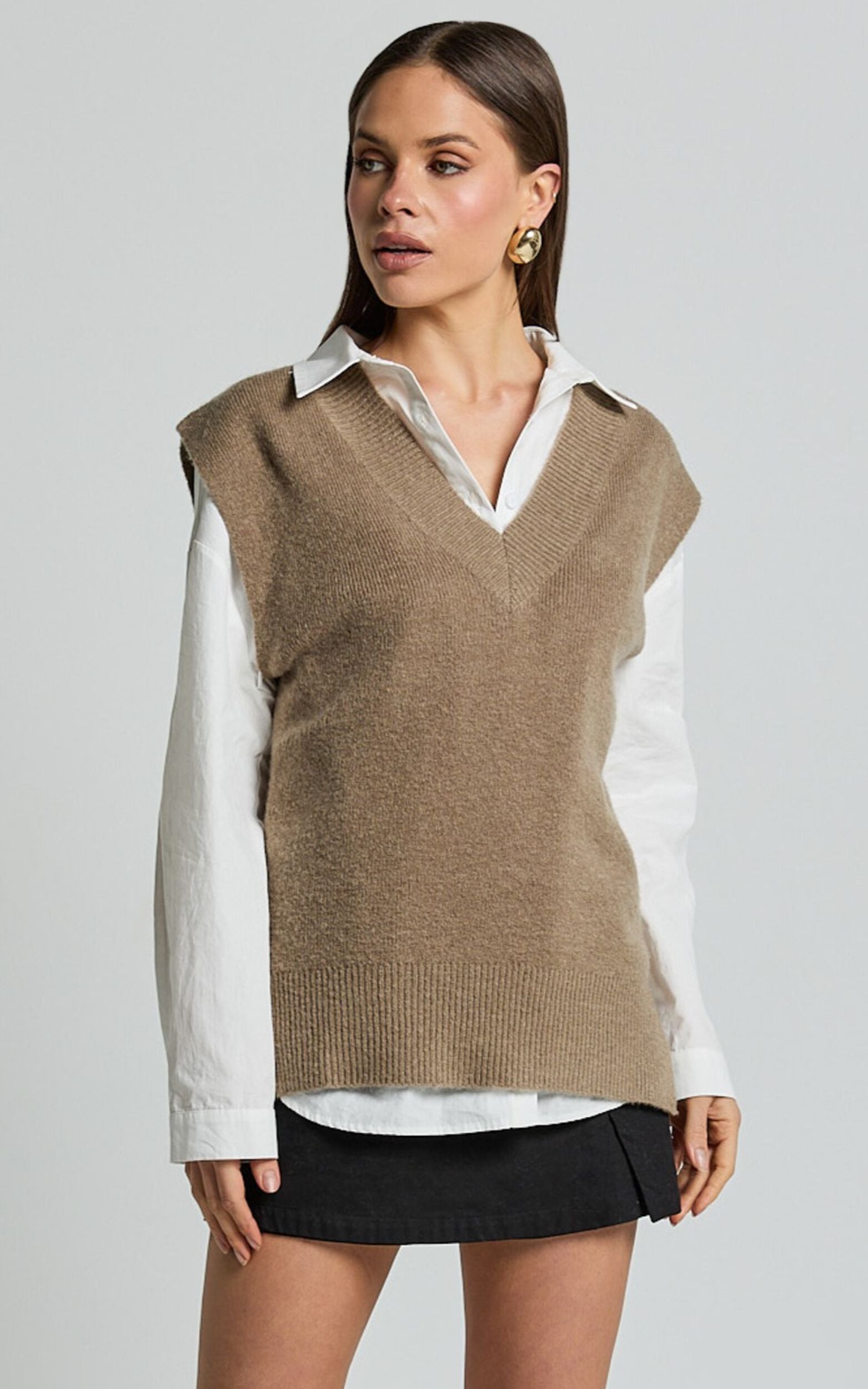 Chenelle Top - Sleeveless Knit Sweater Vest in Biscuit