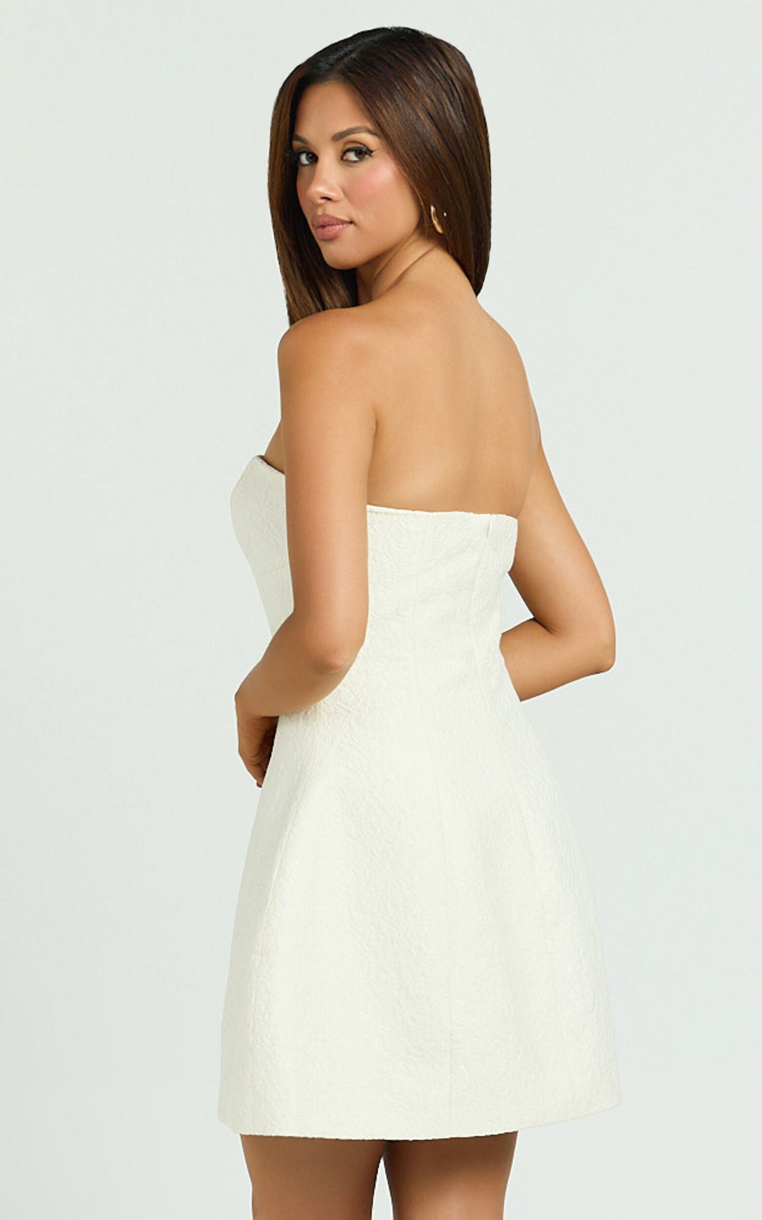 Merjoy Mini Dress - Strapless Tulip Hem Dress in White