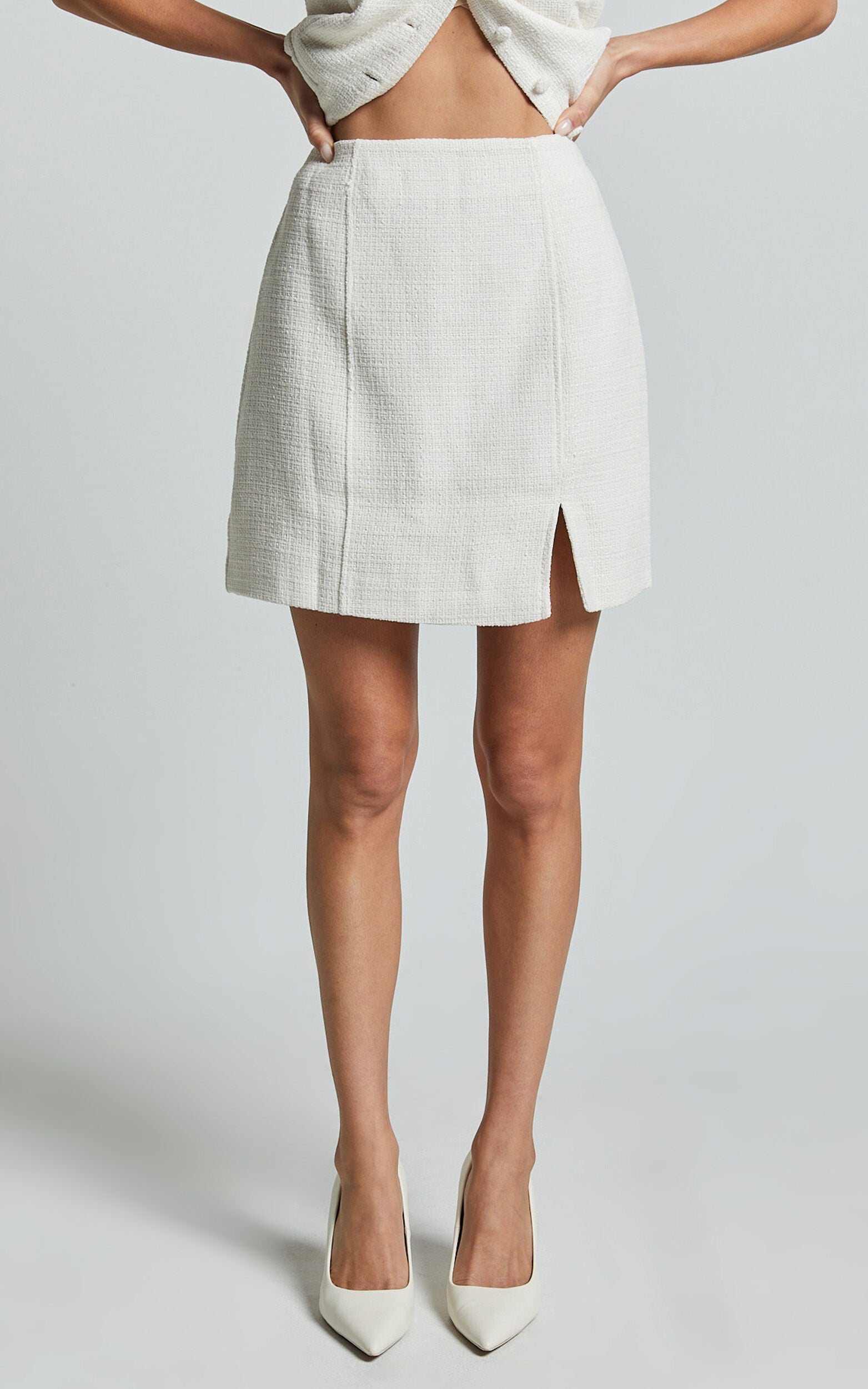 Iggy Mini Skirt - High Waist Split Boucle Skirt in Cream