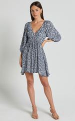 Chereena Mini Dress - Plunge Neck Raglan 3/4 Sleeve Smock Dress in Blue Floral