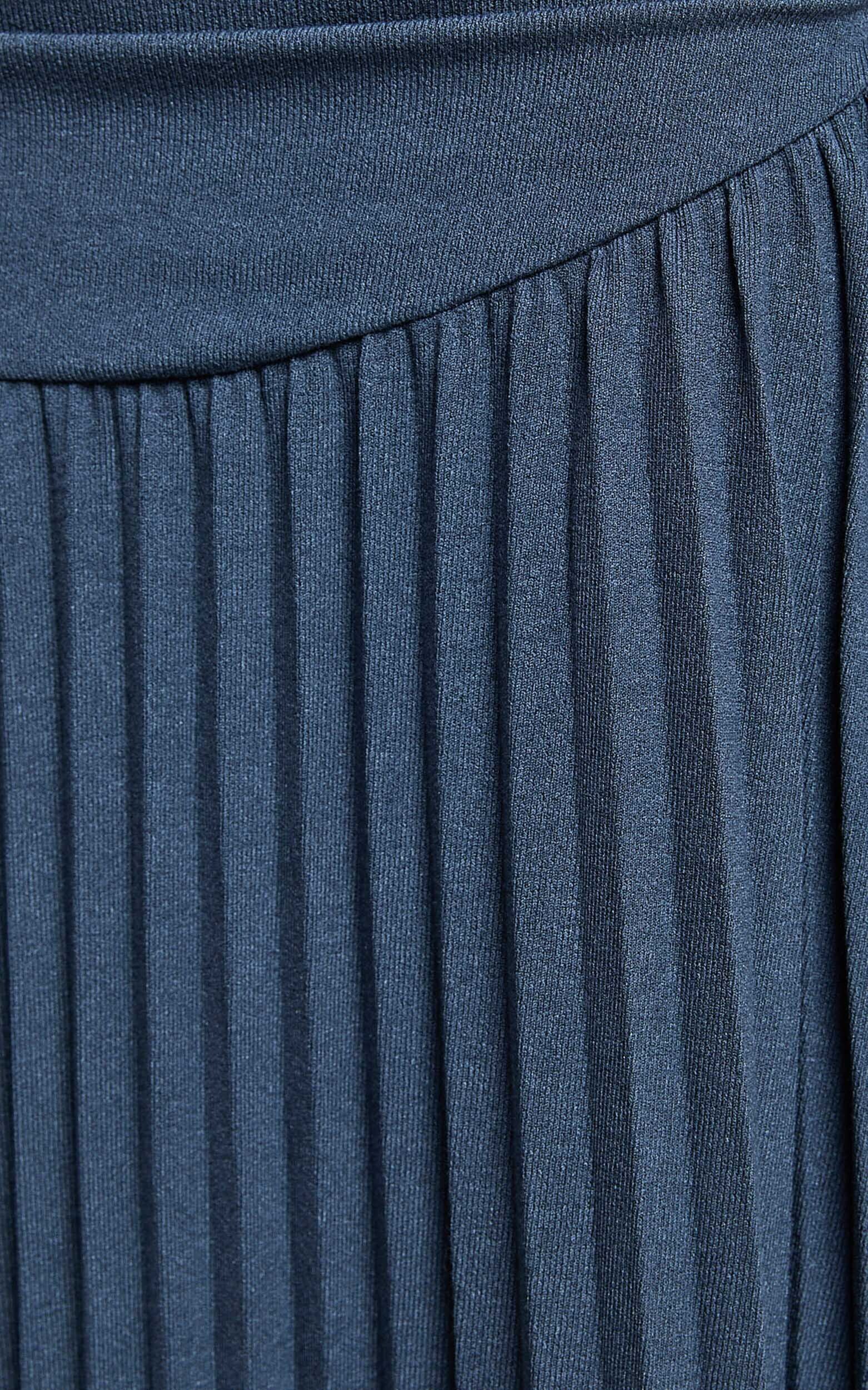 Lioness - Field of Dreams Maxi Dress in Navy