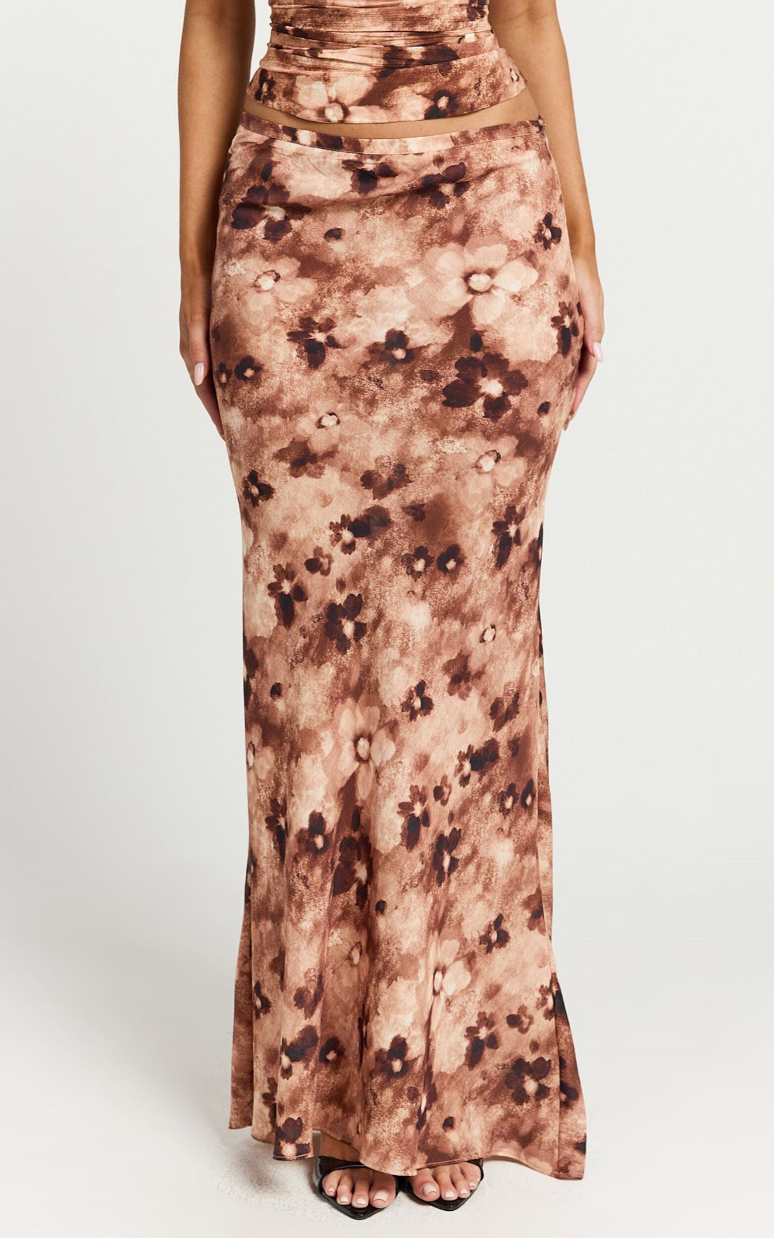 Lioness - Hudson Maxi Skirt in Chocolate Floral