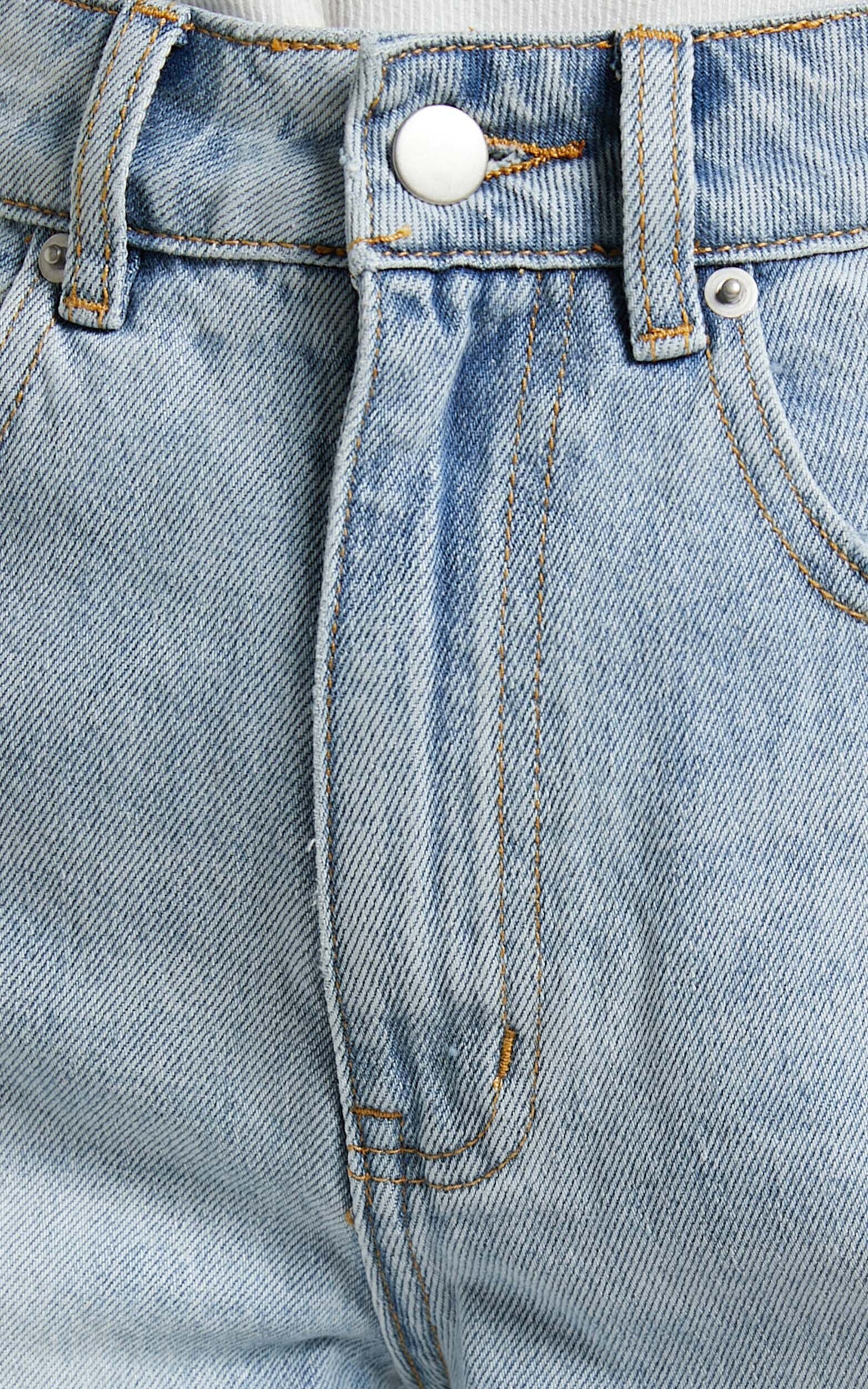 Eloisa Shorts - Recycled Cotton Raw Hem Denim Shorts in Mid Blue Wash