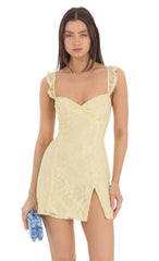 Sweetheart Neck Lace Dress in Yellow