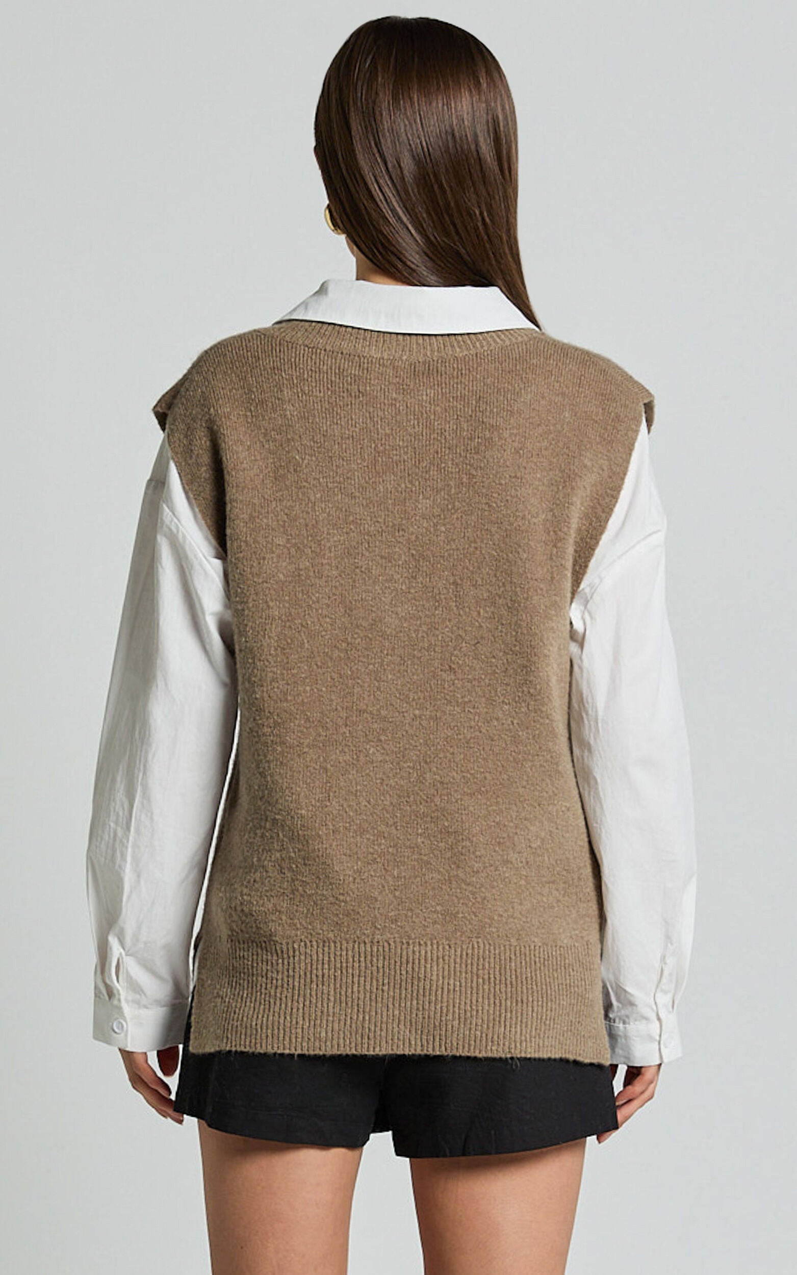 Chenelle Top - Sleeveless Knit Sweater Vest in Biscuit