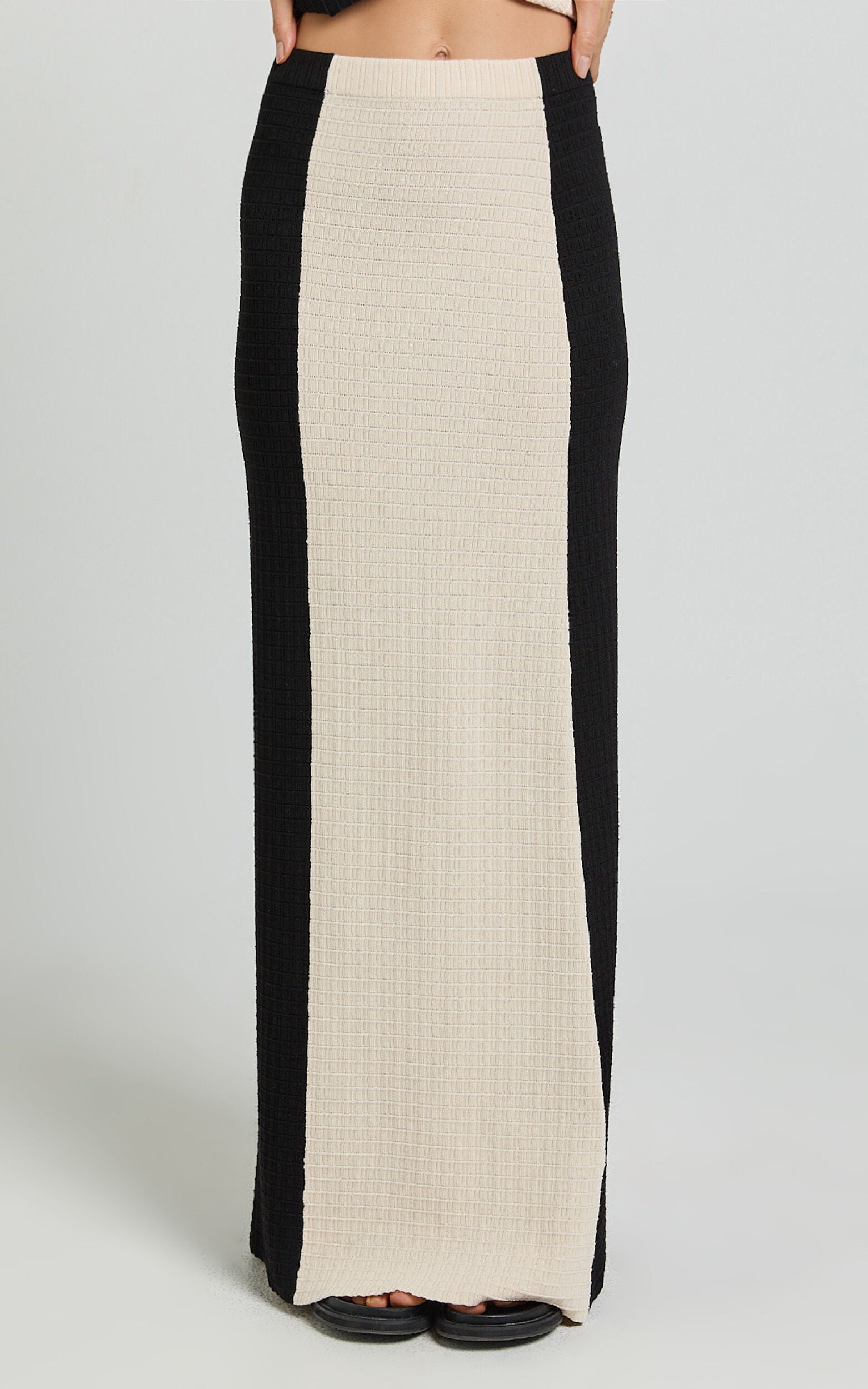 Seven Wonders - Elita Maxi Skirt in Black/Latte