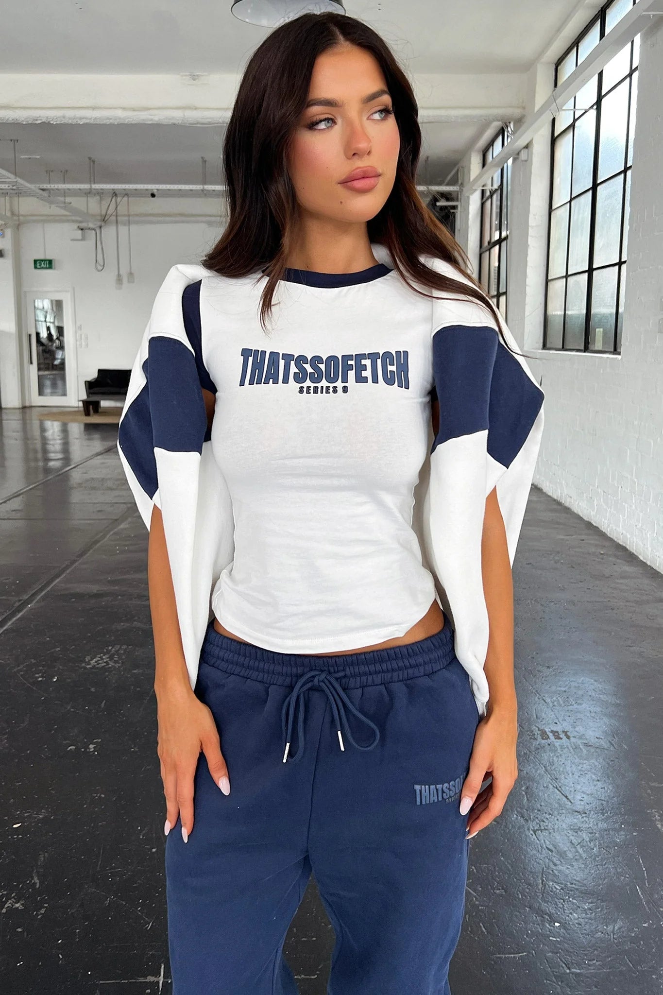 Series 9 Tee - Navy