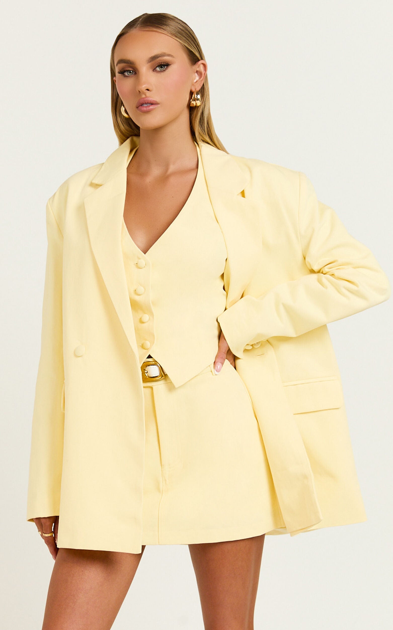 Virginia Jacket - Oversized Double Breasted Blazer in Pastel Yellow