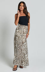 RIVA MAXI SKIRT - HIGH WAISTED FLARE SKIRT in Animal Print