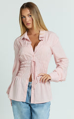 Cody Shirt - Ruched Detail Scrunch Shirt in Pink