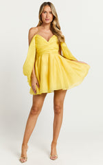 Amalie The Label - Thalia Sweetheart Off Shoulder Mini Dress in Yellow