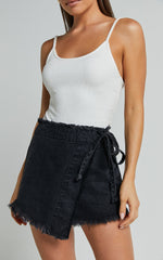 Ellyza Skort - Recycled Cotton Frayed Edge Wrap Denim Skort in Washed Black
