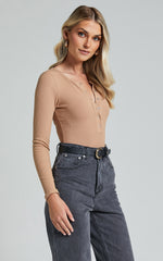 Tatem Bodysuit - Long Sleeve Button Front Bodysuit in Mocha