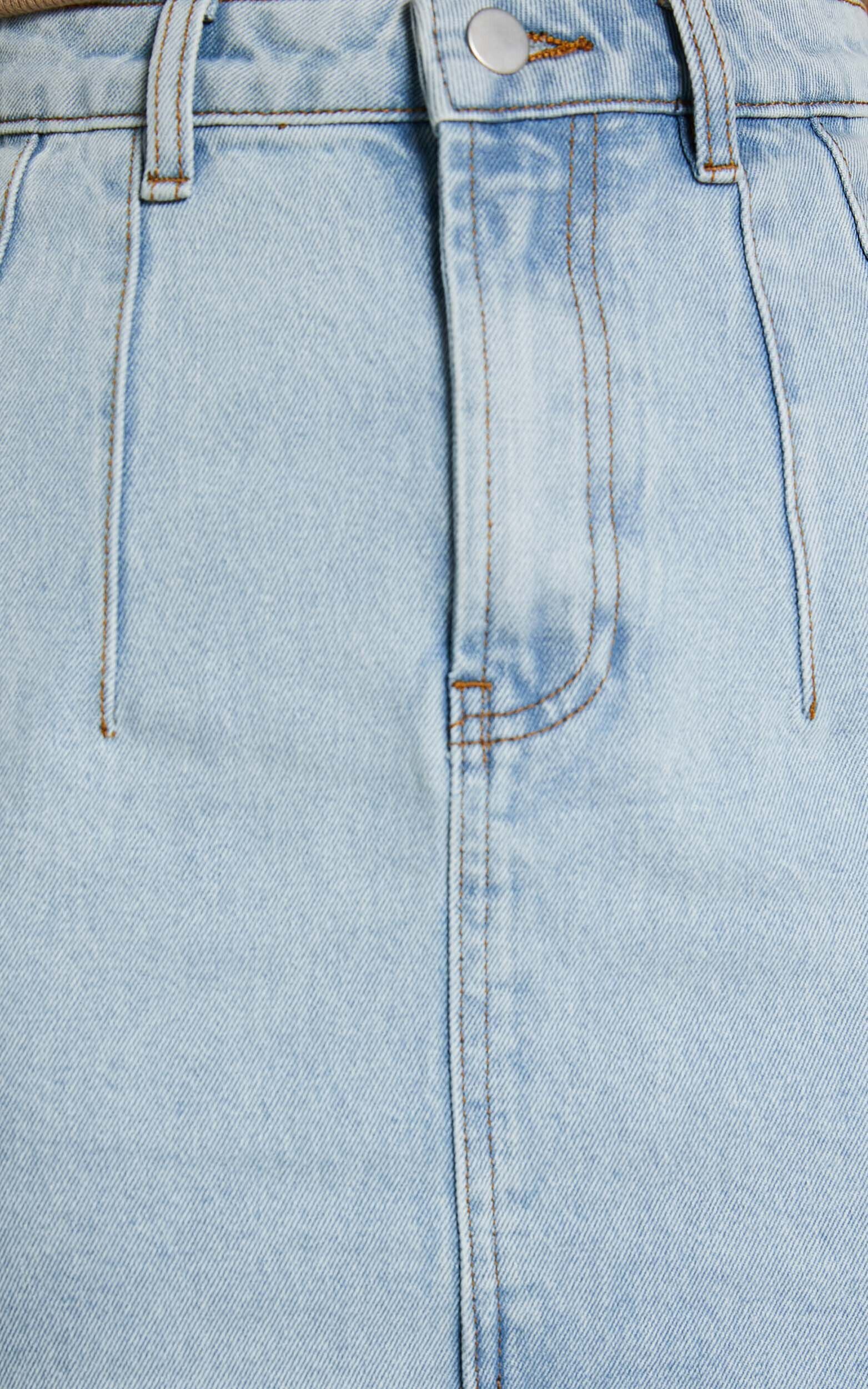 Janeve Midi Skirt - Front Split Denim Skirt in MID WASH
