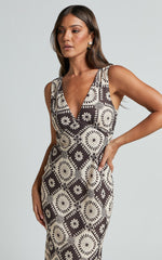Ryhana Midi Dress - Deep V Nick Sleeveless Slip Dress in Brown & Cream Geo